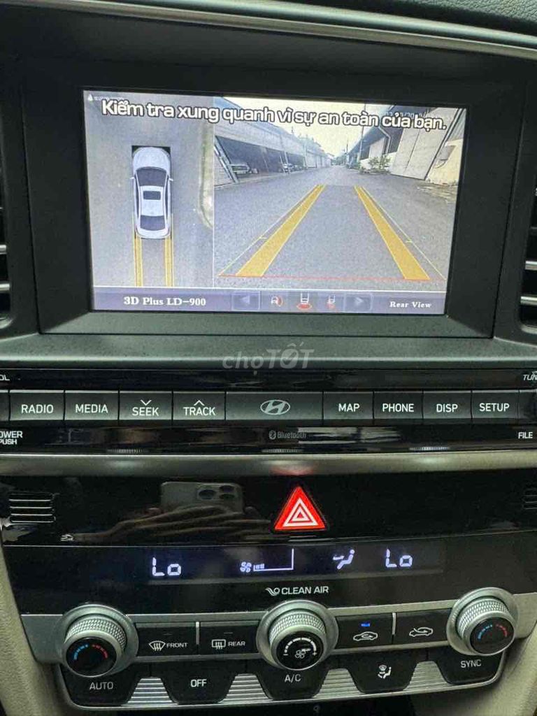 Bán Huyndai ELANTRA 2.0 GLS dkld 01/2020 , trắng. Mua bán Ô tô tại Quận Bình Tân Tp Hồ Chí Minh được đăng bởi MR Hiền  hình 13