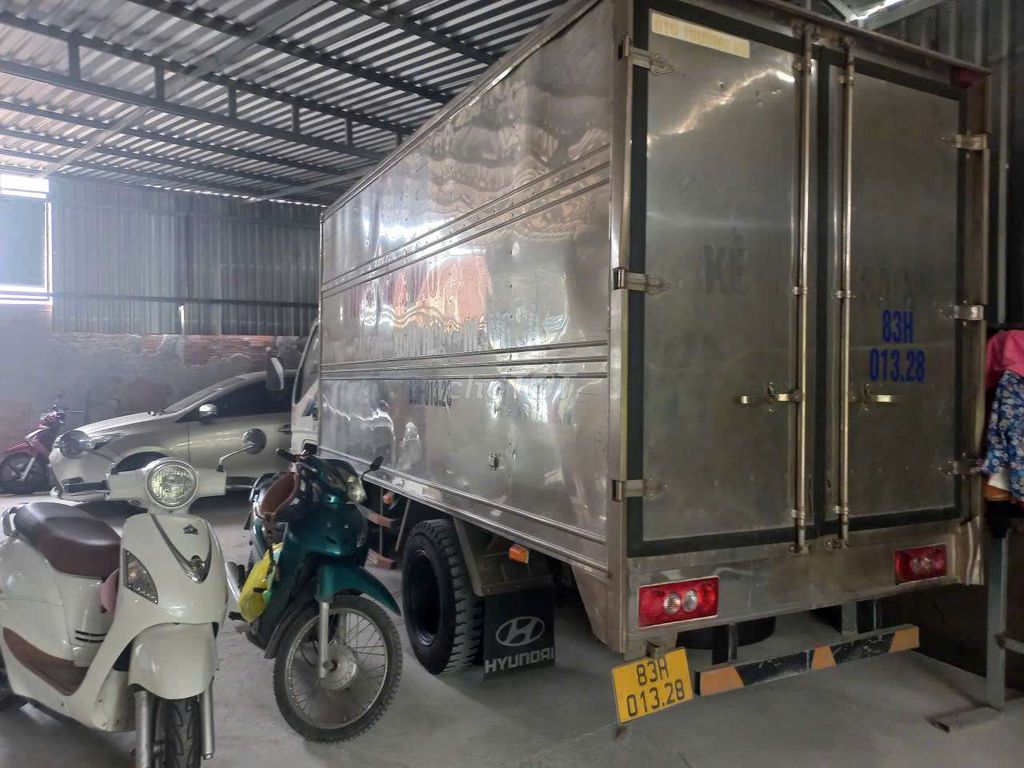 Iz250 2t5. Xe mới tinh. Ít chạy. Thùng inox. Mua bán Xe tải, xe ben tại Quận Ô Môn Cần Thơ được đăng bởi LÂM TUẤN VINH hình 3