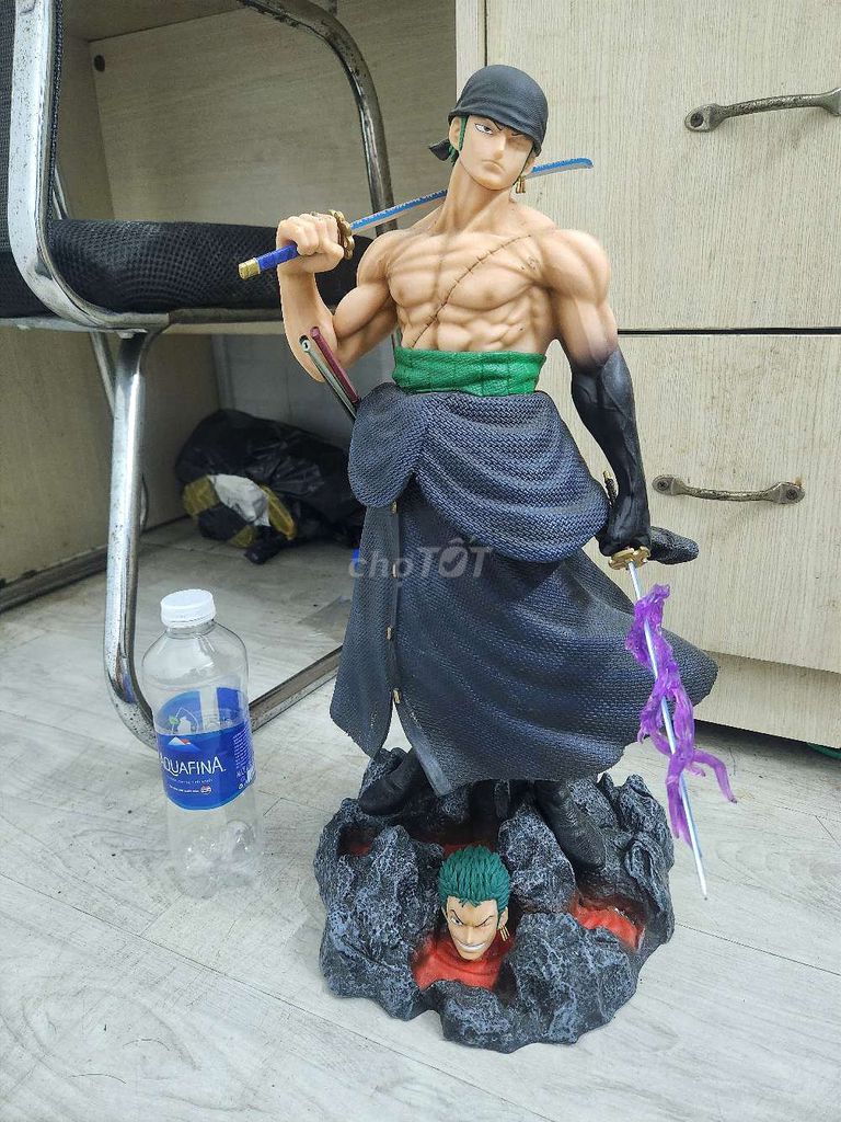 Mô hình Zoro trong One Piece