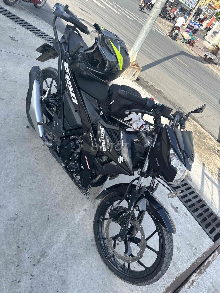 Satria Suzuki F150 đen cần bán. Mua bán Xe máy tại Thành phố Tân An Long An được đăng bởi Kha hình 1