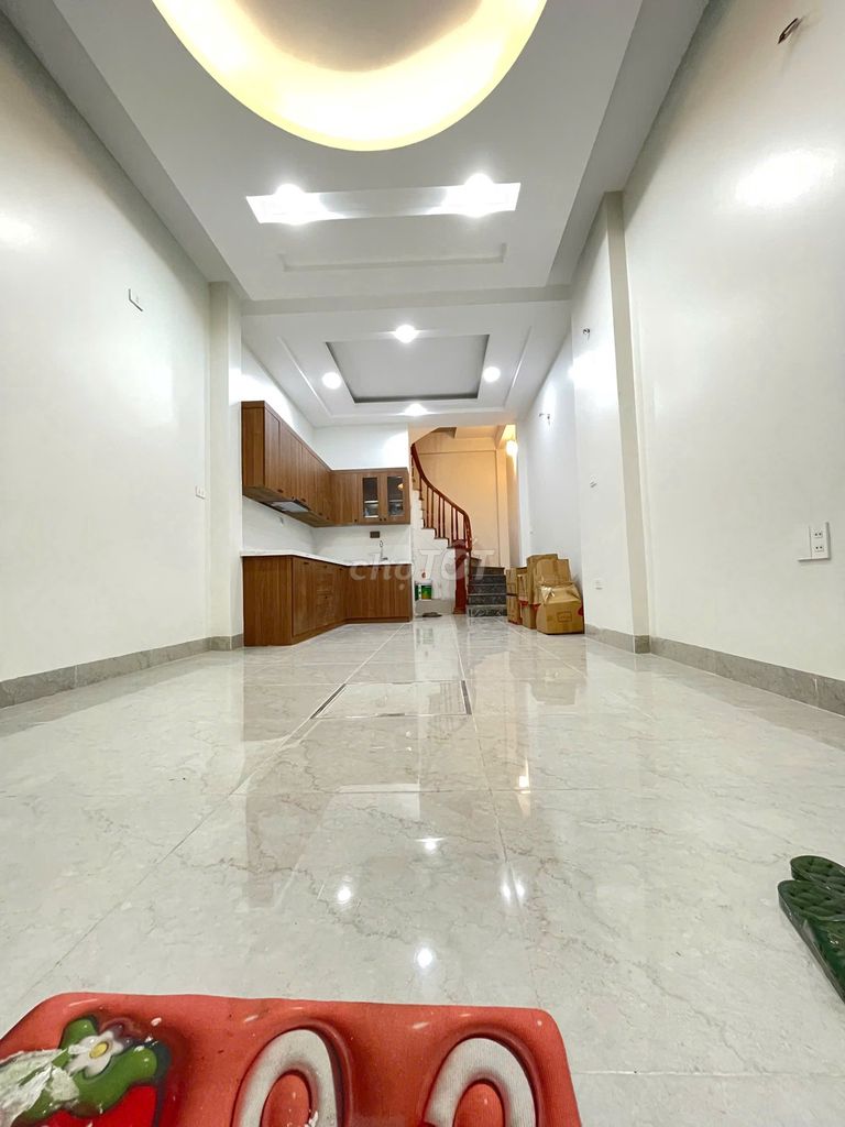 Bán nhà Mạc Thị Bưởi 5 tầng ô tô 10 tỷ