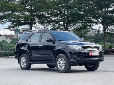 Toyota Fortuner 2013 2.7V 4x2 AT 7 chỗ giá hợp lý. Mua bán Ô tô tại Quận Thanh Xuân Hà Nội được đăng bởi Vạn Phát  Auto