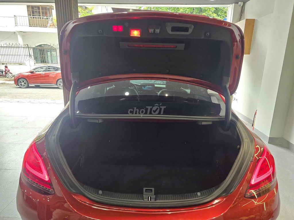 Mercedes C300AMG 2019 51000km một chủ sử dụng. Mua bán Ô tô tại Thành phố Thủ Đức Tp Hồ Chí Minh được đăng bởi FASTCARS THÁI Ô TÔ CŨ  hình 16