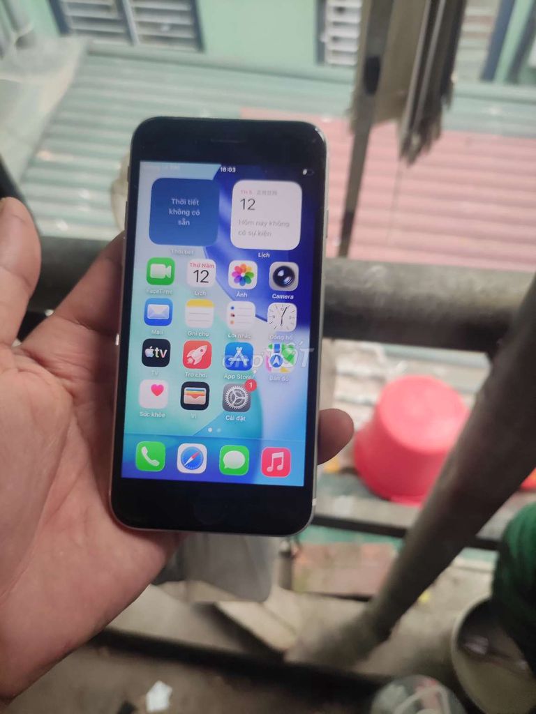 iPhone SE2 (2020) zin full đẹp cần bán. Mua bán Điện thoại tại Quận Cầu Giấy Hà Nội được đăng bởi ShipCod VN hình 1