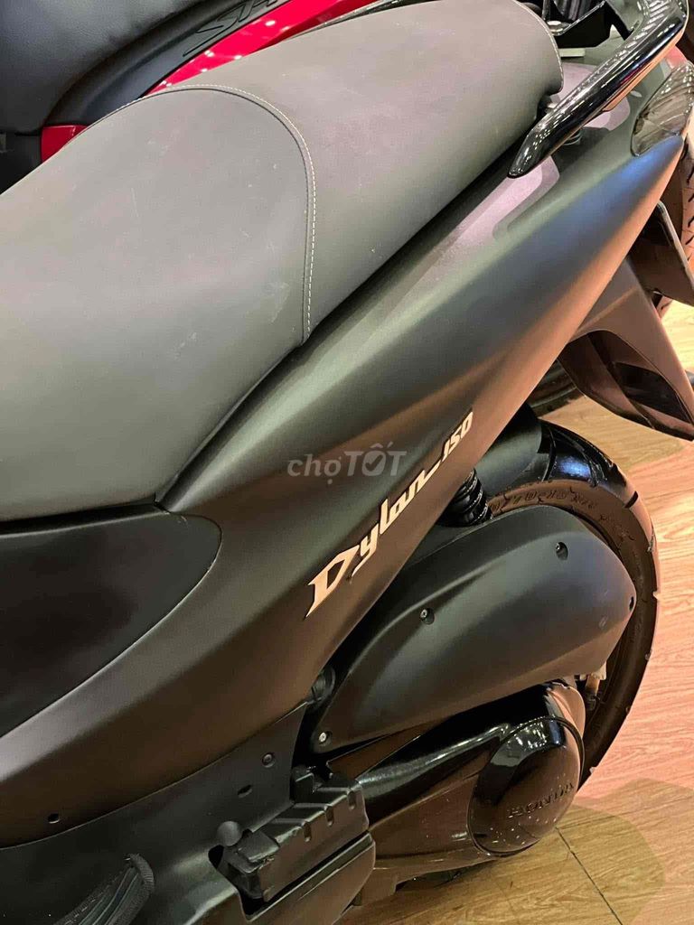 Dylan 150 2005 đen nhám chính chủ. Mua bán Xe máy tại Quận Tân Phú Tp Hồ Chí Minh được đăng bởi Nguyễn Hoàng hình 6