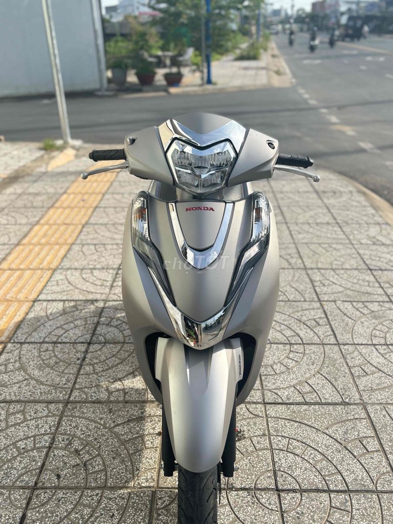 Lead 4val 2023 bản đặt biệt,xe đẹp 10000km,máy zin. Mua bán Xe máy tại Quận Ninh Kiều Cần Thơ được đăng bởi Cửa Hàng Xe máy Tân Lập Hưng hình 1