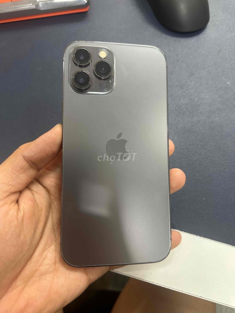 iPhone 12 Pro Max 128GB Xám Quốc tế. Mua bán Điện thoại tại Quận Hoàng Mai Hà Nội được đăng bởi Mr Đạt Vinfast hình 1