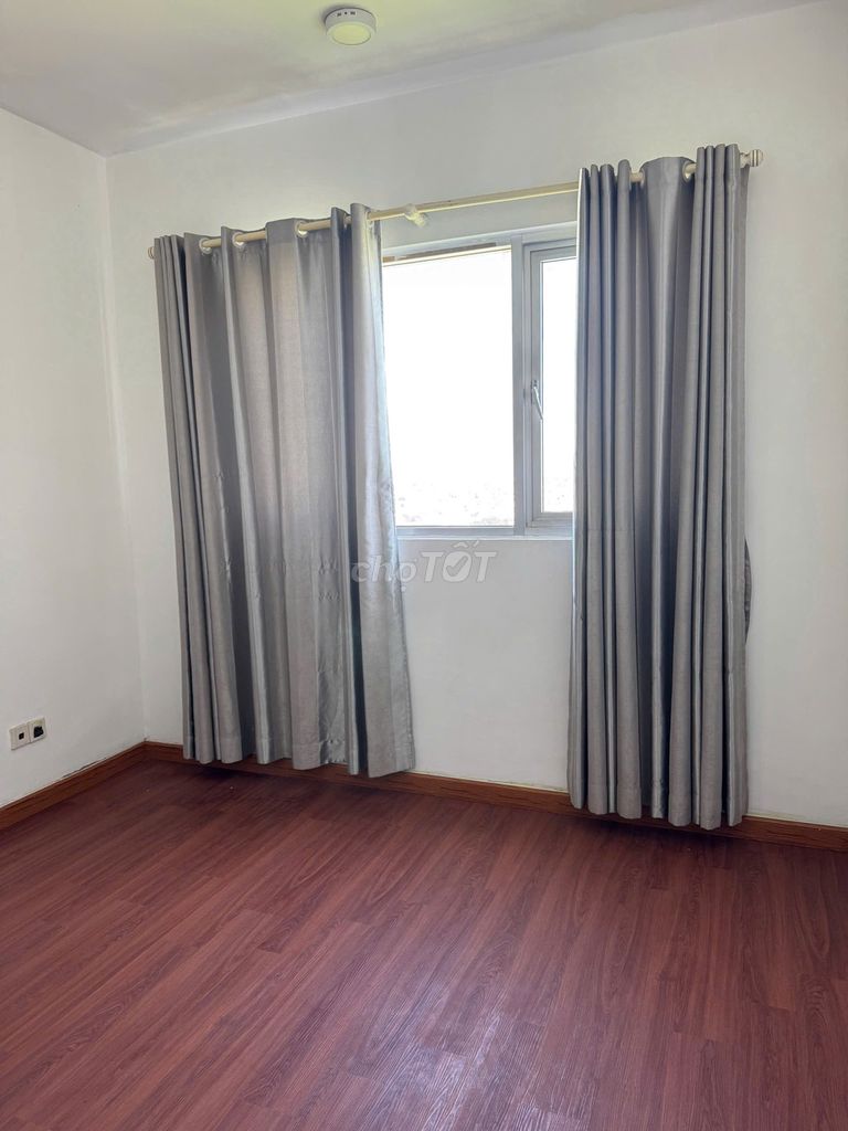 Bán gấp 2PN Celadon City 70m2, 4 tỷ có sổ hồng