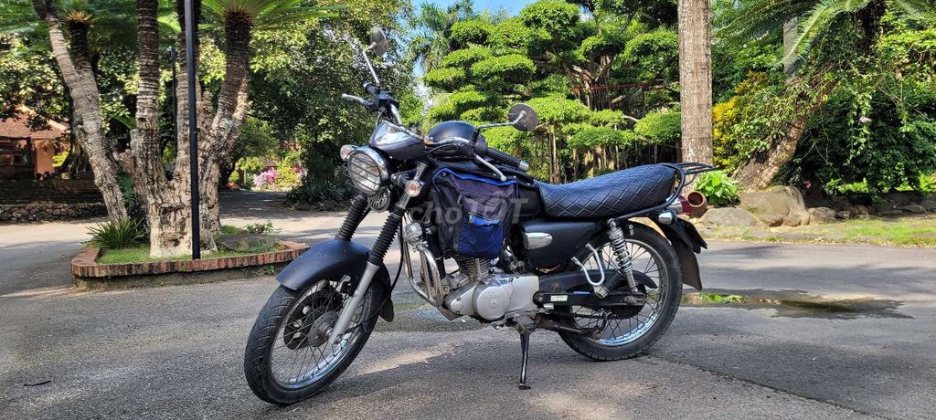 Husky Classic màu đen. Mua bán Xe máy tại Huyện Đông Anh Hà Nội được đăng bởi Mr Art hình 3