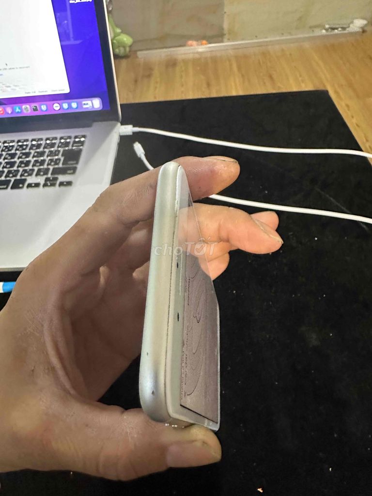 Apple iPhone 8 Plus 64GB xách tay từ nhật full. Mua bán Điện thoại tại Quận Bình Tân Tp Hồ Chí Minh được đăng bởi Hau chua hình 1