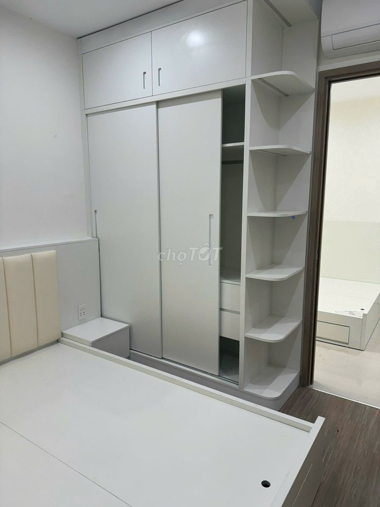 Bán CC Vinhomes  Q9 1 phòng ngủ cộng 43m2 giá 2ty350 full nội thất