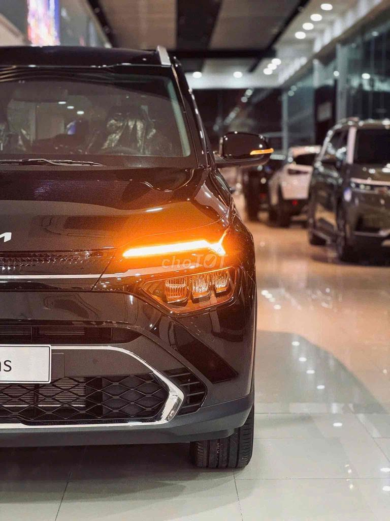 Sẵn KIA carens luxuyry đen giao ngay. Mua bán Ô tô tại Quận Gò Vấp Tp Hồ Chí Minh được đăng bởi Tú Nguyễn Mazda Kia hình 4