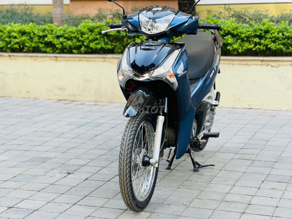 HONDA FUTURE 125FI XANH ĐỜI MỚI 2024. Mua bán Xe máy tại Quận Nam Từ Liêm Hà Nội được đăng bởi MAI HÒA hình 1