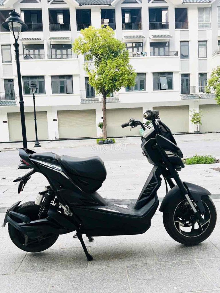 Xe máy điện Xmen Jeek đủ biển và đăng ký bình khoe. Mua bán Xe điện tại Quận Nam Từ Liêm Hà Nội được đăng bởi Bùi Anh Dũng hình 5