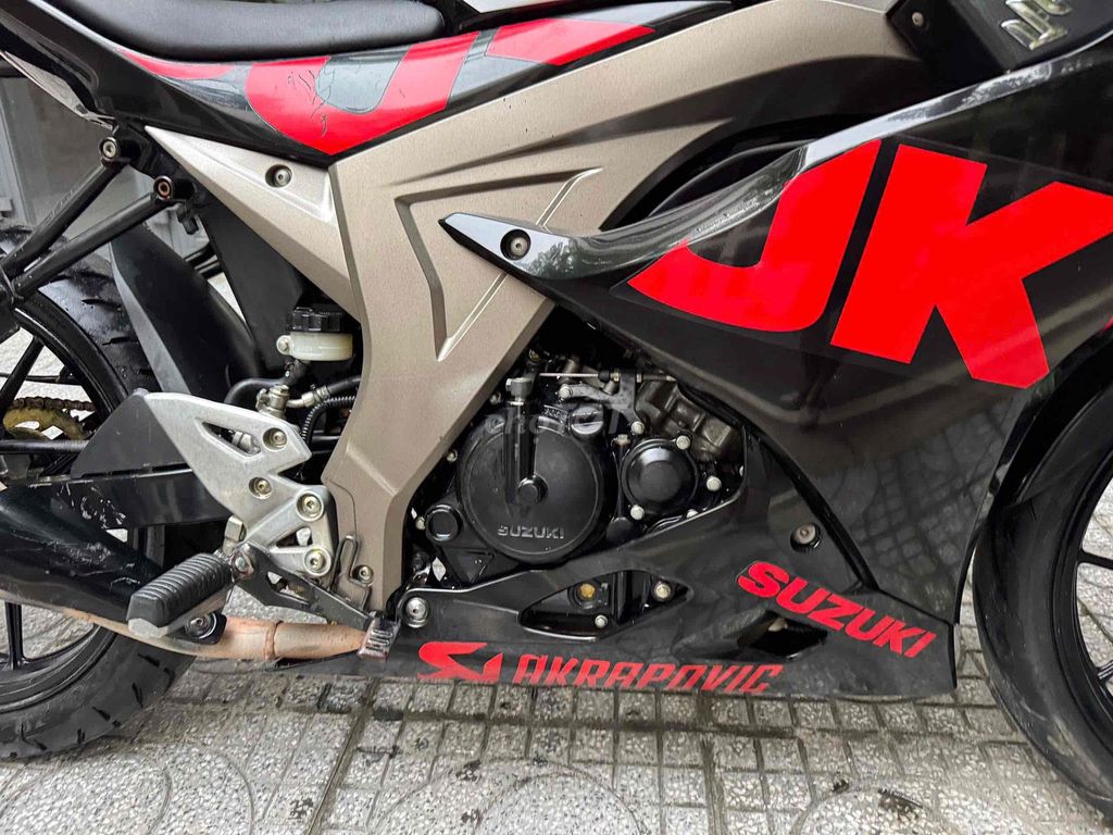 Номерной знак Suzuki GSX R150 2017, номерной знак 61
