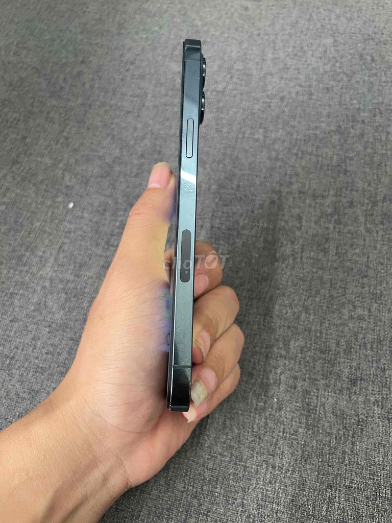 12 Promax vỡ lưng Màn thay giá rẻ. Mua bán Điện thoại tại Thị xã Sơn Tây Hà Nội được đăng bởi Phung vu hai hình 3