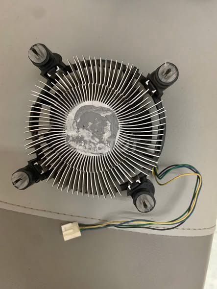 Fan stock intel lõi nhôm . Mua bán Phụ kiện (Màn hình, Chuột...) tại Huyện Đắk Mil Đắk Nông được đăng bởi Nguyễn Đăng Hùng hình 1