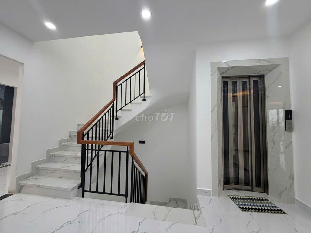 Siêu rẻ! cho thuê phòng tầng 3 căn Shophouse ngay phố đi bộ T&T