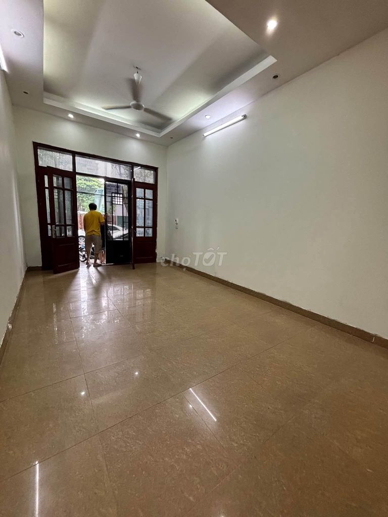 Дом в Ж К Дай Ким - Нгуен Кань Ди, 55м² х 4 этажа