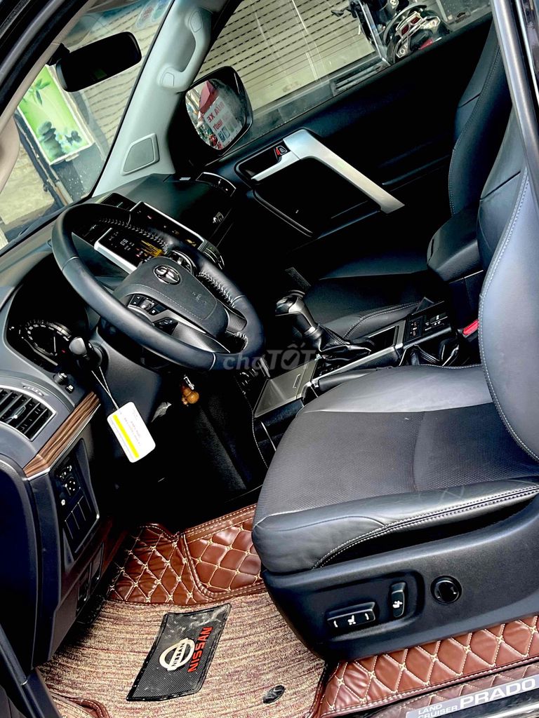 Toyota Land Cruiser Prado MoDe 2018 trùm mền -41.K. Mua bán Ô tô tại Quận 4 Tp Hồ Chí Minh được đăng bởi A Linh  hình 5