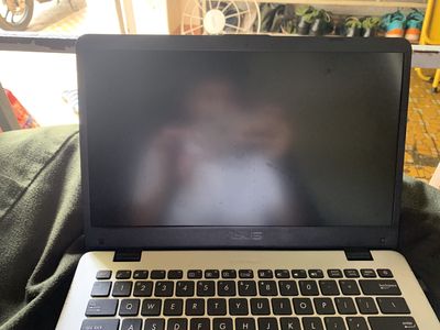 Laptop I3 7100u. Mua bán Laptop tại Thành phố Buôn Ma Thuột Đắk Lắk được đăng bởi Trọng Đức