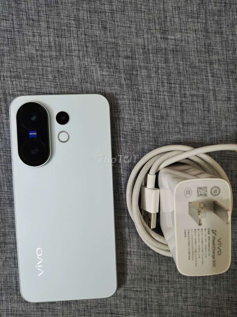 Vivo X200FE 12GB/512GB Xanh HongKong. Mua bán Điện thoại tại Huyện Thuỷ Nguyên Hải Phòng được đăng bởi Phương hình 1