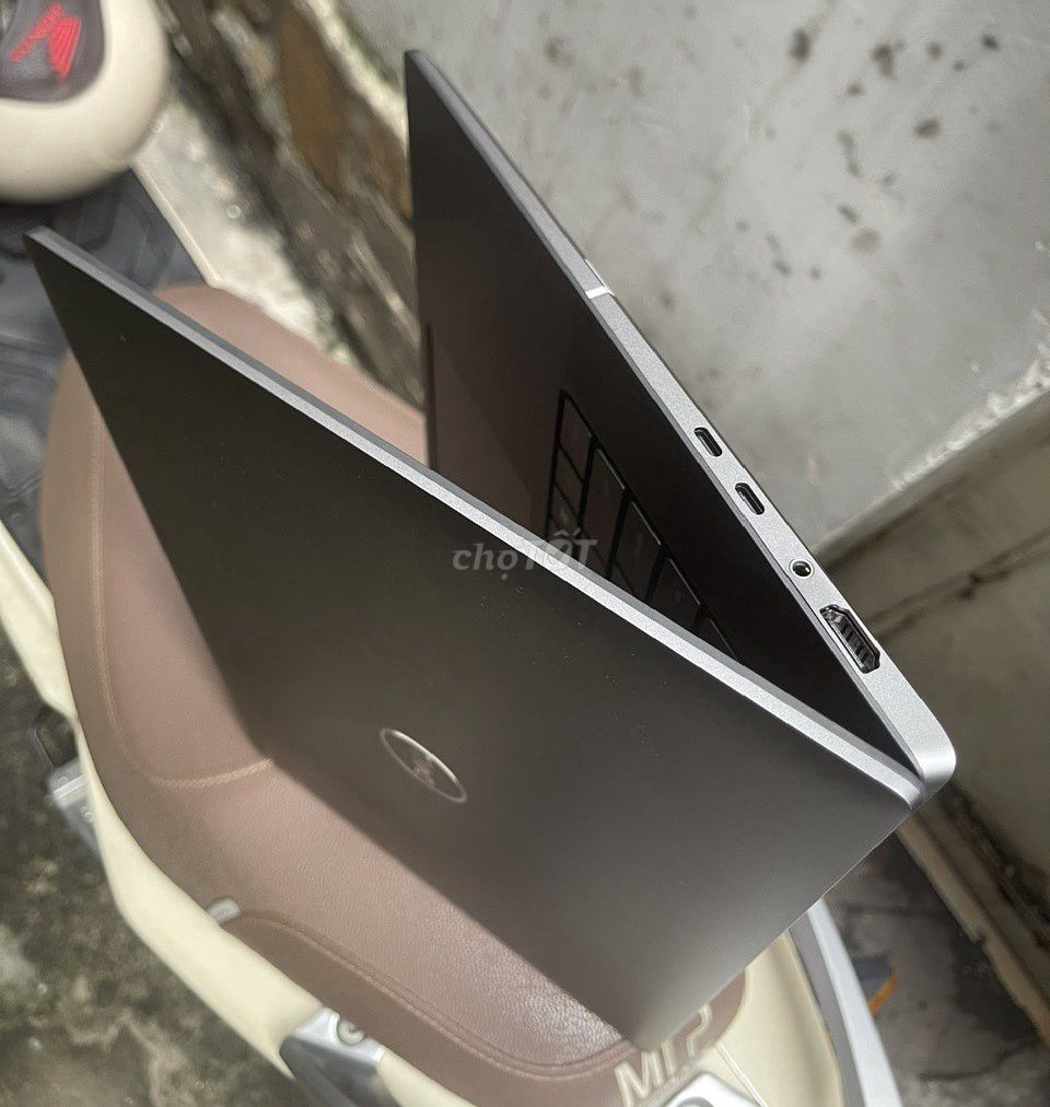 DELL Precision 5680 Like New 99%, USA. Mua bán Laptop tại Quận Phú Nhuận Tp Hồ Chí Minh được đăng bởi Huyền hình 4