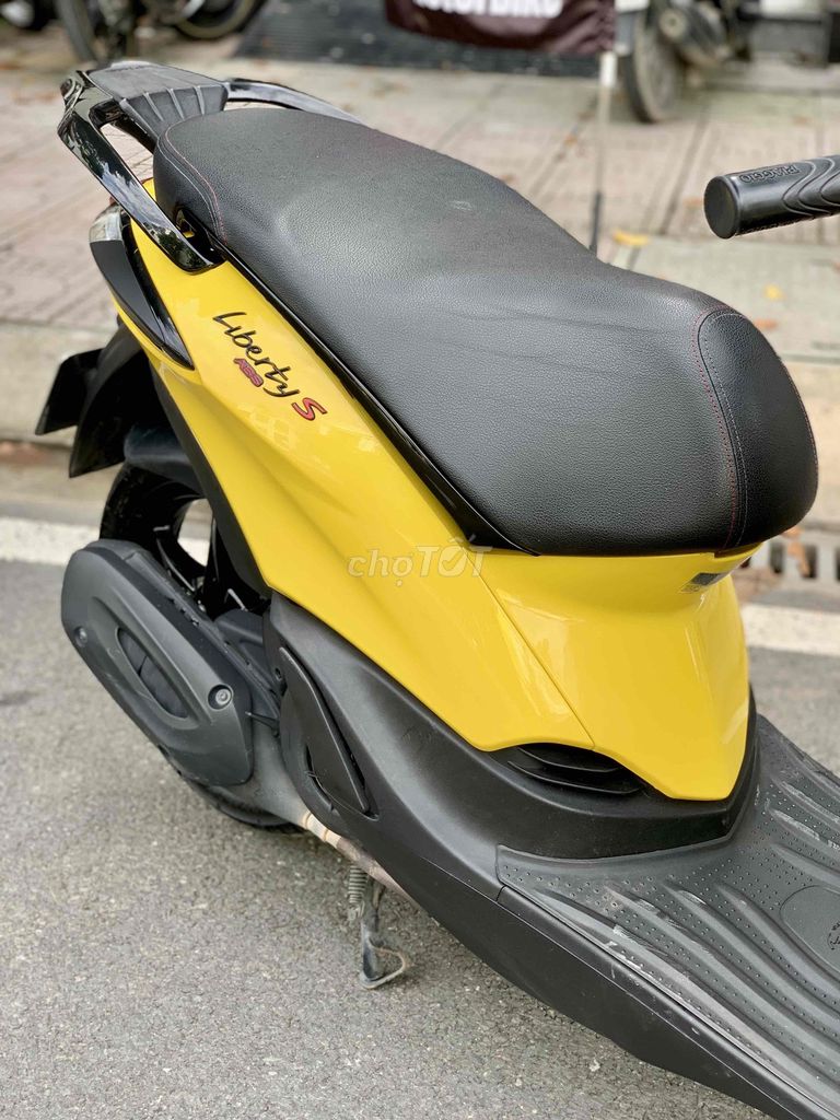 🔥Piaggio Liberty 125 ABS 2021 vàng chính chủ BSTP🔥. Mua bán Xe máy tại Thành phố Thủ Đức Tp Hồ Chí Minh được đăng bởi Khương Phan hình 12