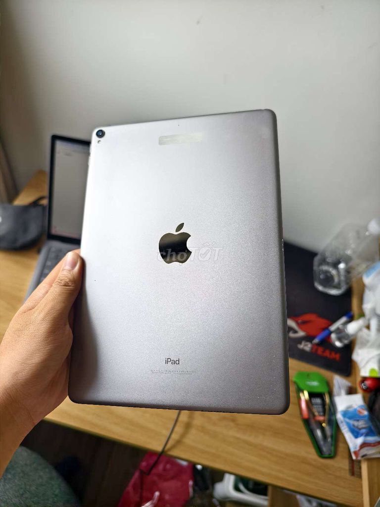 Apple iPad Pro 10.5 64GB Xám. Mua bán Máy tính bảng tại Thành phố Thủ Đức Tp Hồ Chí Minh được đăng bởi Lâm Xuân hình 1