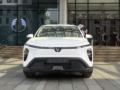 VinFast Limo Trả 80Triệu- Hỗ Trợ LS 3%- Giao Ngay. Mua bán Ô tô tại Thành phố Thủ Đức Tp Hồ Chí Minh được đăng bởi VINFAST SÀI GÒN