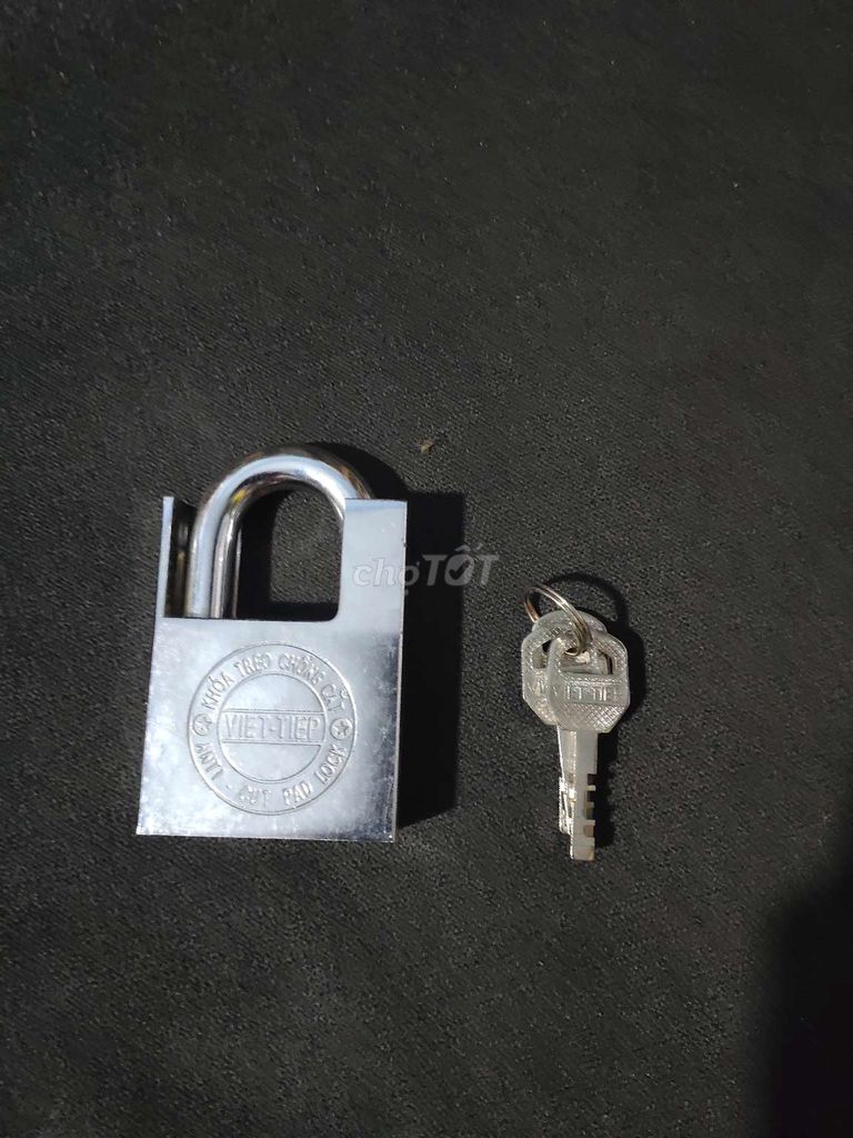 Ổ khóa Việt Tiệp Kim loại Bạc. Mua bán Nội thất, đồ gia dụng khác tại Huyện Bến Lức Long An được đăng bởi Phong hình 1