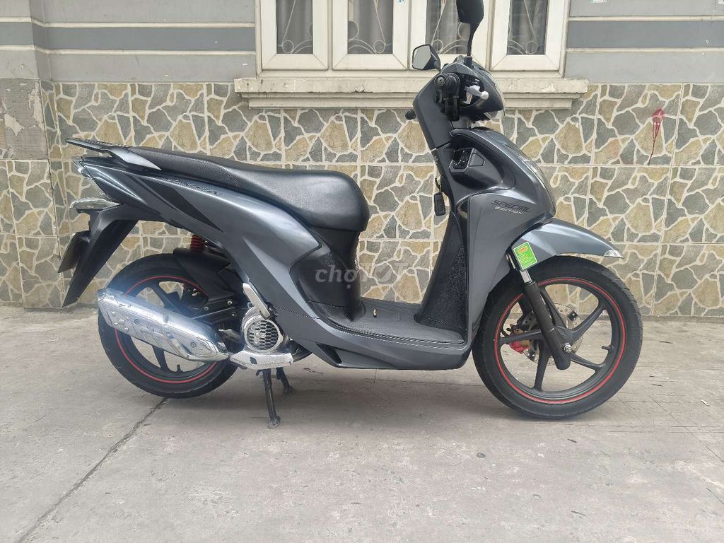 Honda Vision FI 110 новый кузов спецверсия большие колеса Хошимин