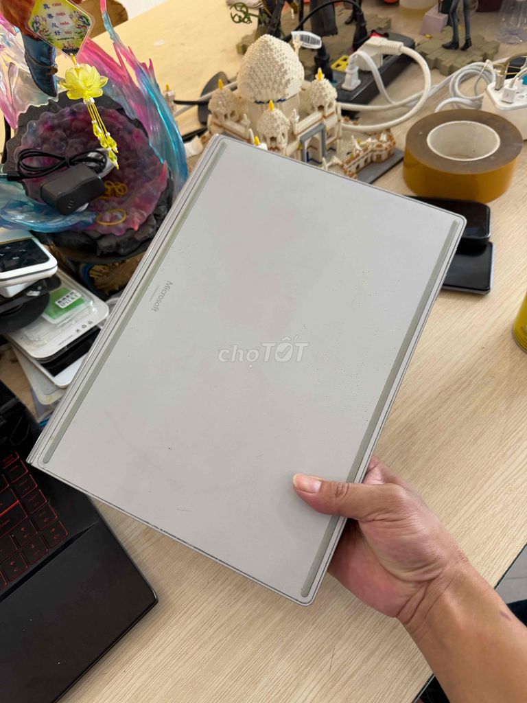 Microsoft Surface Book i7 8GB/238GB SSD Bạc. Mua bán Laptop tại Huyện Sóc Sơn Hà Nội được đăng bởi tuấn kiên hình 1