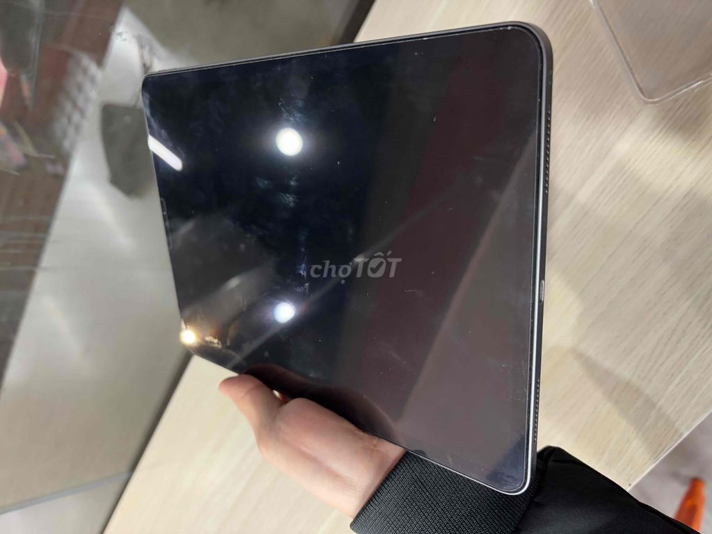 cần tiền bán gấp trong ngày ipad pro 2020 256 zin