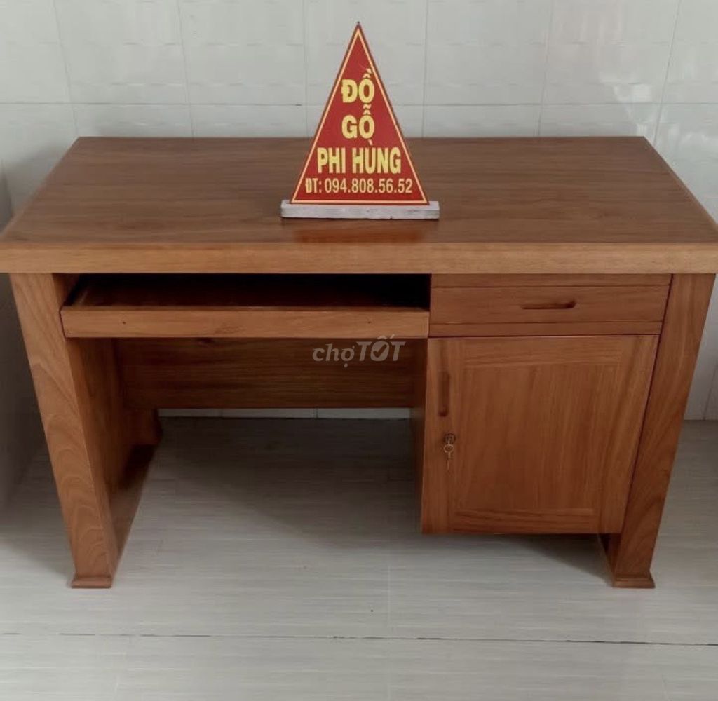 Bàn học & bàn ăn Phi Hùng Gỗ đã sử dụng. Mua bán Bàn ghế tại Quận Bình Thuỷ Cần Thơ được đăng bởi Thư Minh hình 1