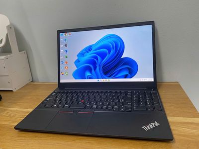 Lenovo Thinkpad E15 i5-1135G7 / Ram 16GB/240GB