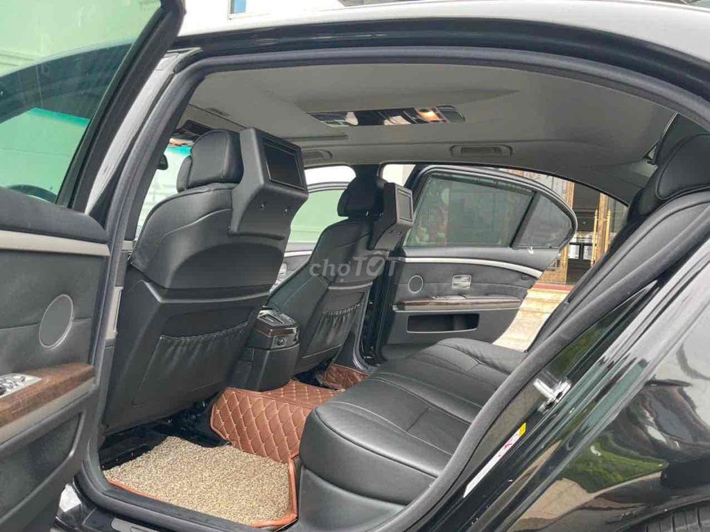 BÁN BMW 750Li ĐK 2008 MỚI NHẤT VIỆT NAN ***. Mua bán Ô tô tại Quận Long Biên Hà Nội được đăng bởi Em Minh hình 13
