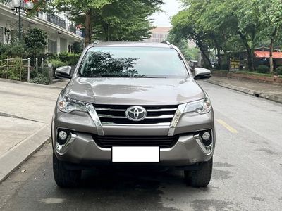 Toyota Fortuner 2.4G dầu tự động 2019 ghi vàng. Mua bán Ô tô tại Quận 12 Tp Hồ Chí Minh được đăng bởi Quang
