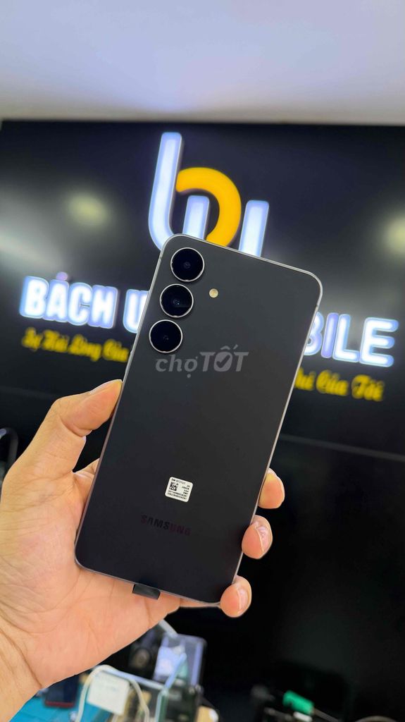 Samsung S25 FE 8GB 256GB Đen. Mua bán Điện thoại tại Quận Bình Thạnh Tp Hồ Chí Minh được đăng bởi Phan Việt hình 1