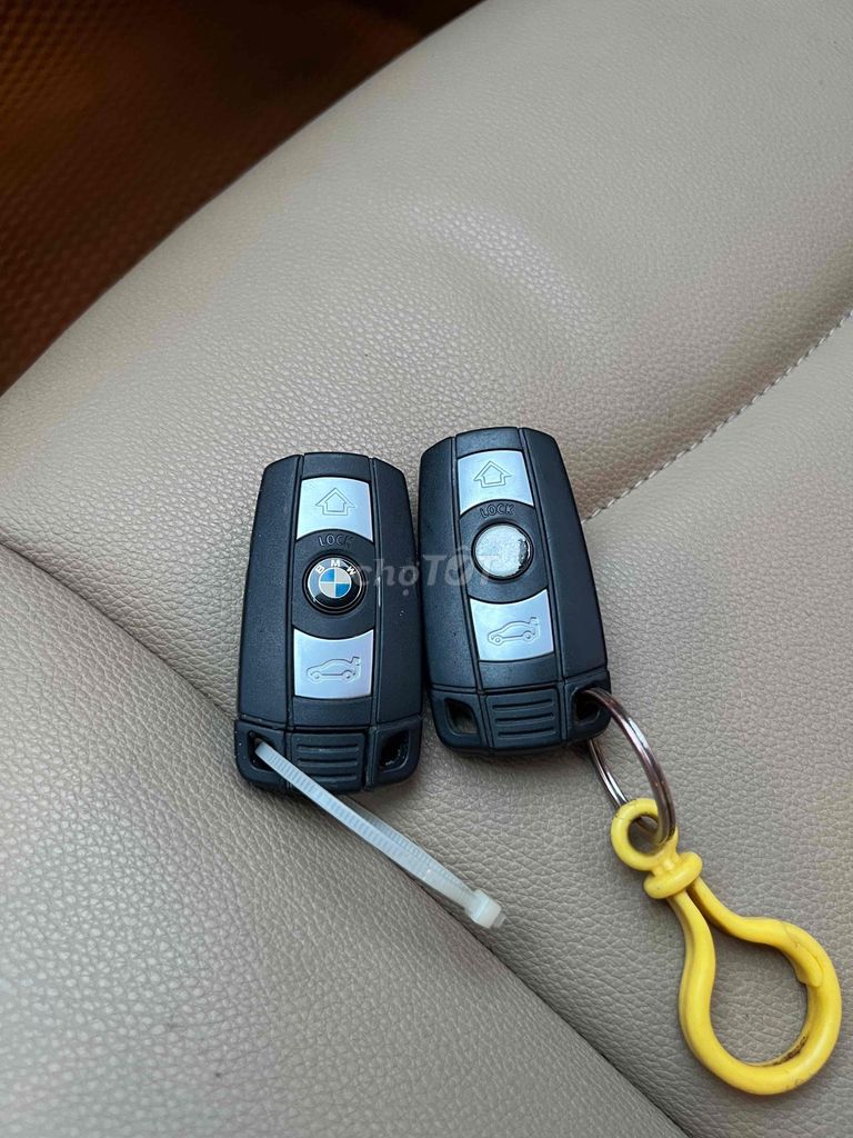 BMW E90 325i LCI 2009 Đỏ 130000 km. Mua bán Ô tô tại Thành phố Thủ Đức Tp Hồ Chí Minh được đăng bởi Nhật Phạm hình 14