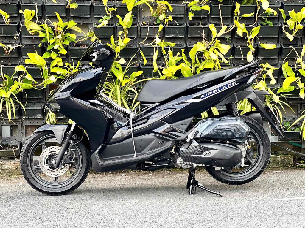 AB 125 4val 2022 máy móc nguyên zin - chính chủ. Mua bán Xe máy tại Quận 12 Tp Hồ Chí Minh được đăng bởi CHXM Phương Nam Chuyên Bán Xe Trả Góp Bao Nợ Xấu hình 3