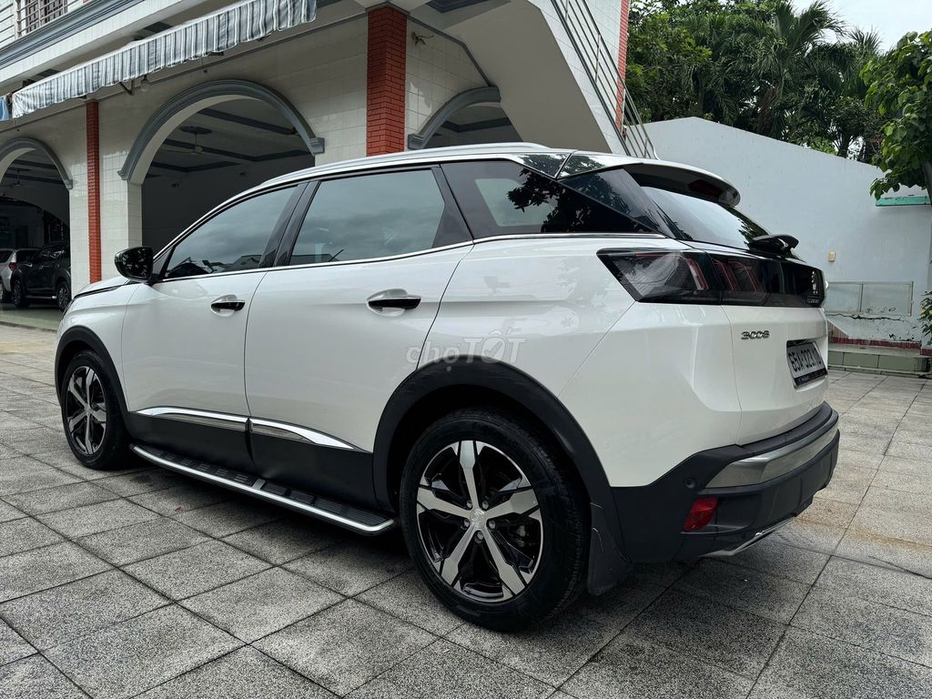 PEUGEOT 3008 2022 AL  24000 km CHÍNH CHỦ ĐẬP THÙNG. Mua bán Ô tô tại Quận 7 Tp Hồ Chí Minh được đăng bởi Trần Hữu Đức hình 3