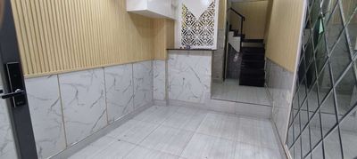 Q10 Nhà bán 19m2 , 1 trệt 2 lầu sân thượng , nhà đẹp , giá 4tỷ2