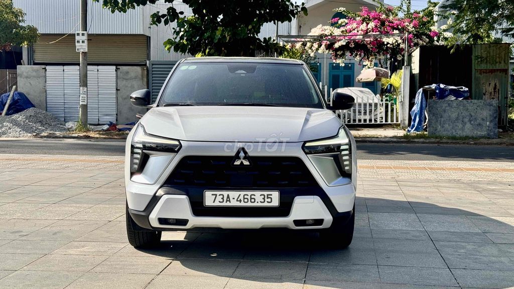 Mitsubishi Xforce Ultimate 2025 Trắng 19.000km