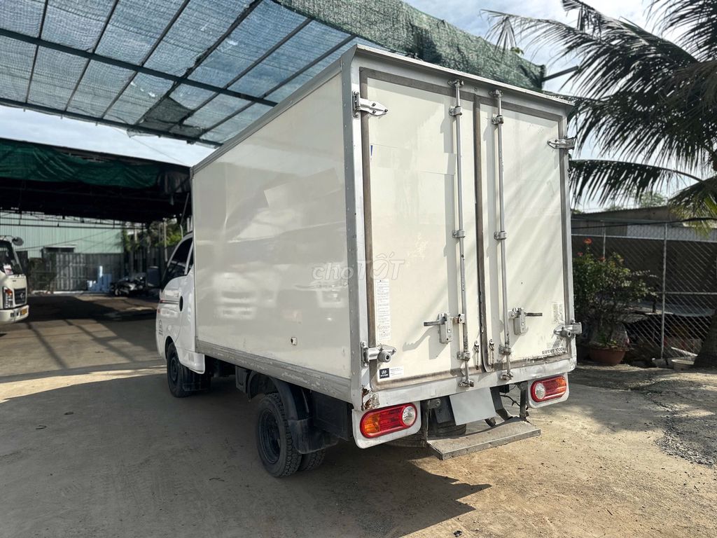 Xe tải đông lạnh 1 tấn hyundai giá rẻ. Mua bán Xe tải, xe ben tại Quận Bình Tân Tp Hồ Chí Minh được đăng bởi Nguyễn Khánh Bình hình 8