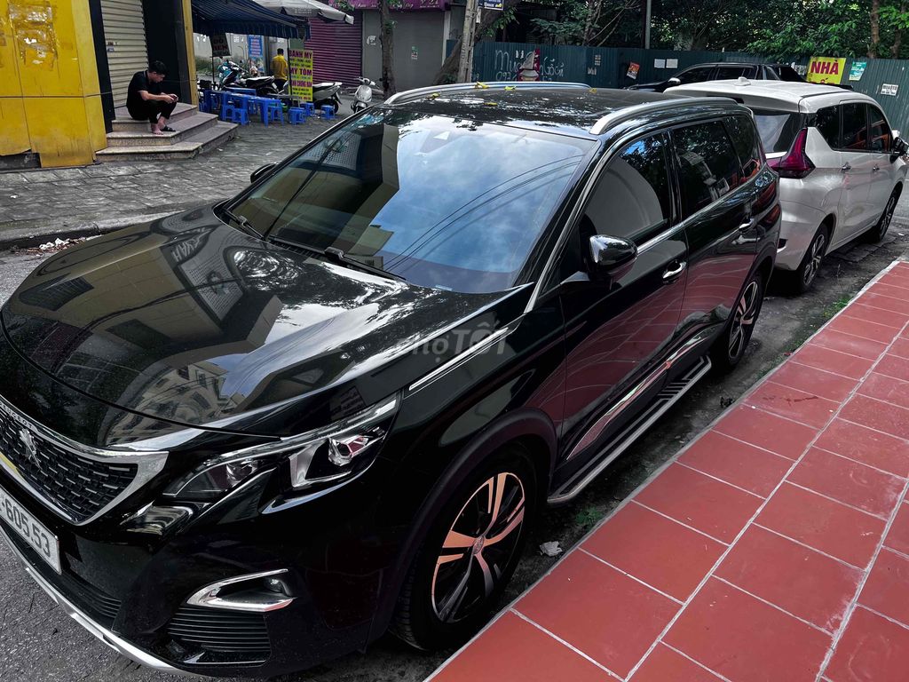 Peugeot 5008 2018 1.6L Turbo - 115000 km. Mua bán Ô tô tại Quận Hoàng Mai Hà Nội được đăng bởi Nguyễn Minh Công hình 2