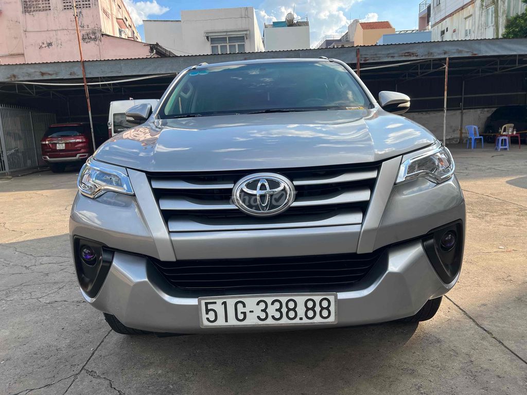 Toyota Fortuner 2017 2.4G 4x2 - 73000 km