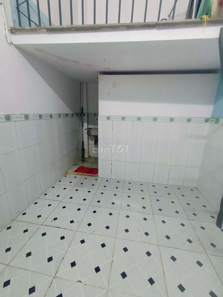 cần pass cho thuê lại phòng trọ gần Vincom Dĩ An