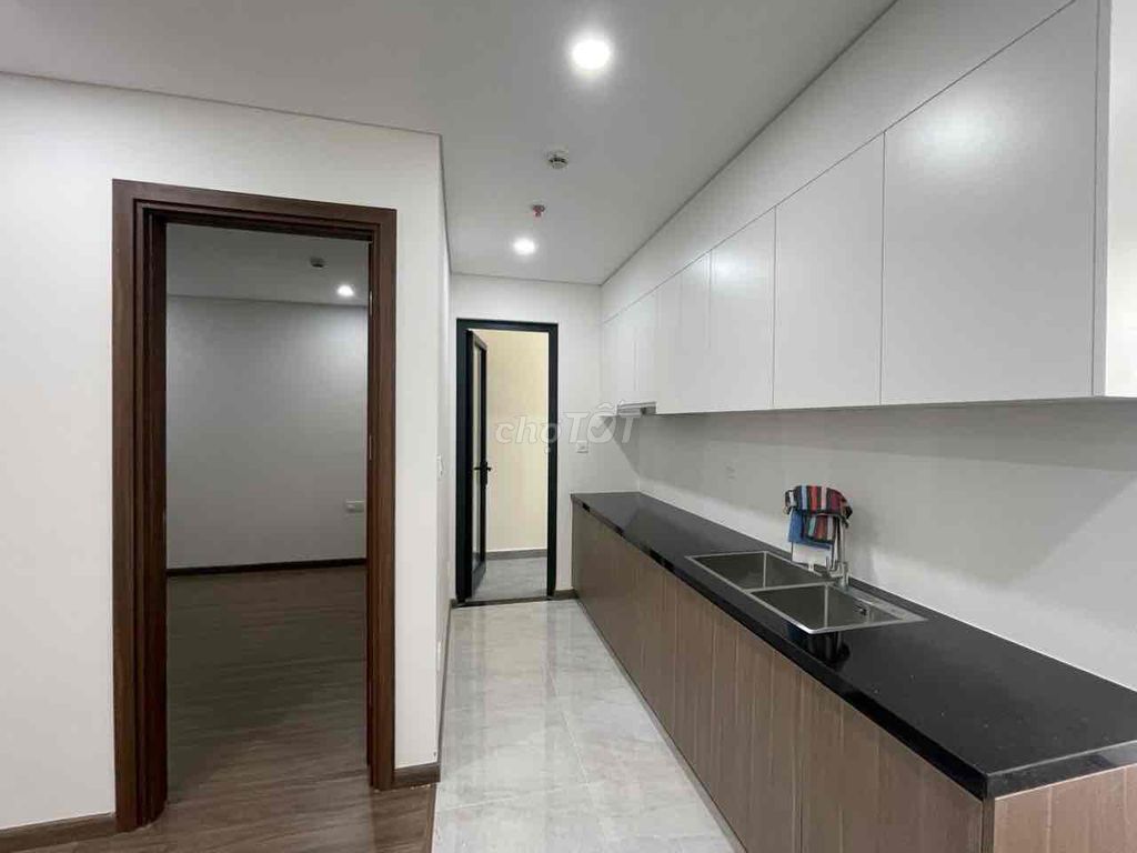 Bán căn 2PN FPT Plaza2 dt 56m2, view hướng đông thoáng mát