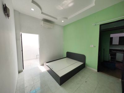 Cho thuê phòng ở tầng trệt, có sân sau thoáng mát, tách bếp Bến xe Q8